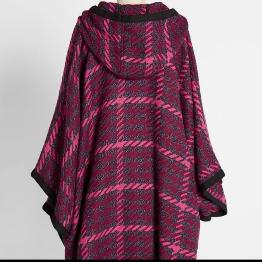 โค๏ธ๐NWT Modcloth "Little Plaid Riding Hood Cape" Coat๐๐๐๐ - Picture 2 of 7